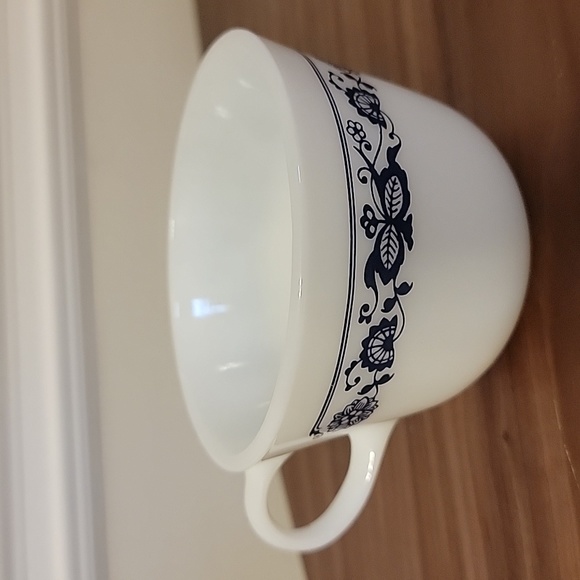 Pyrex Corelle Corning Old Town Blue Onion White Milk Glass Coffee Tea Flat Cup - Picture 2 of 15